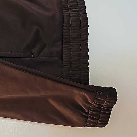 NFL Cleveland Browns Women's Medium Zip Up - Picture 4 of 5